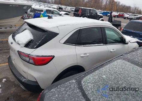 2021 Ford Escape Se z USA, uszkodzony, nr VIN 1FMCU9G68MUA28719